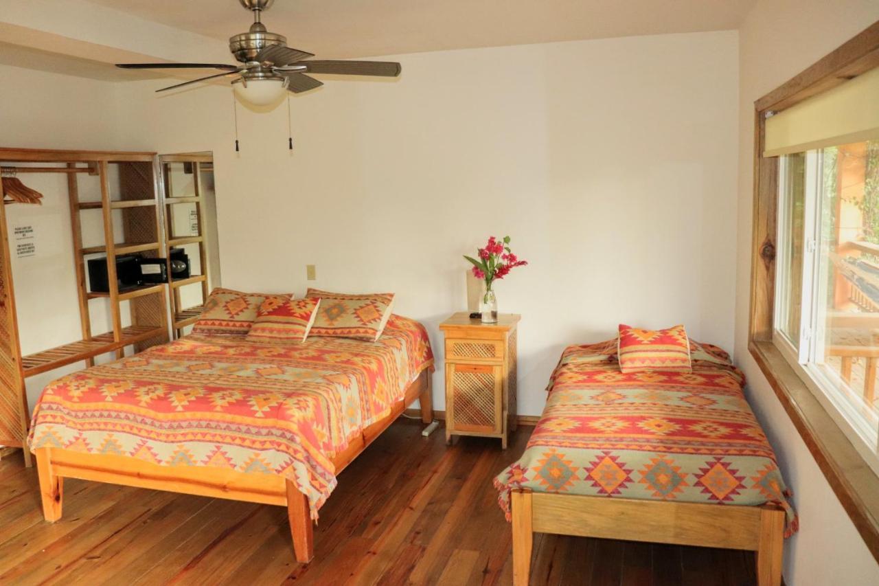 Hotel Posada Seremein ,West Bay ,Roatan Extérieur photo
