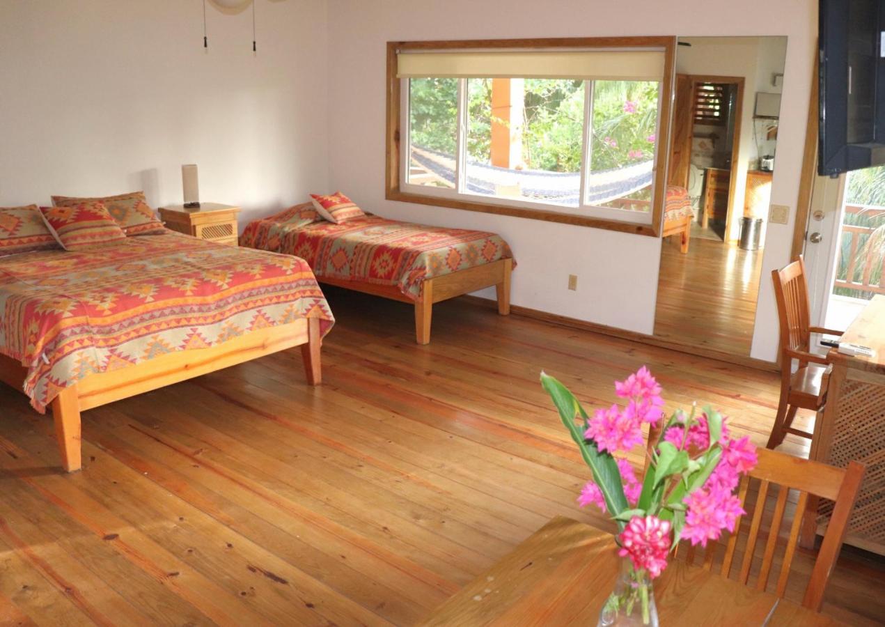 Hotel Posada Seremein ,West Bay ,Roatan Extérieur photo