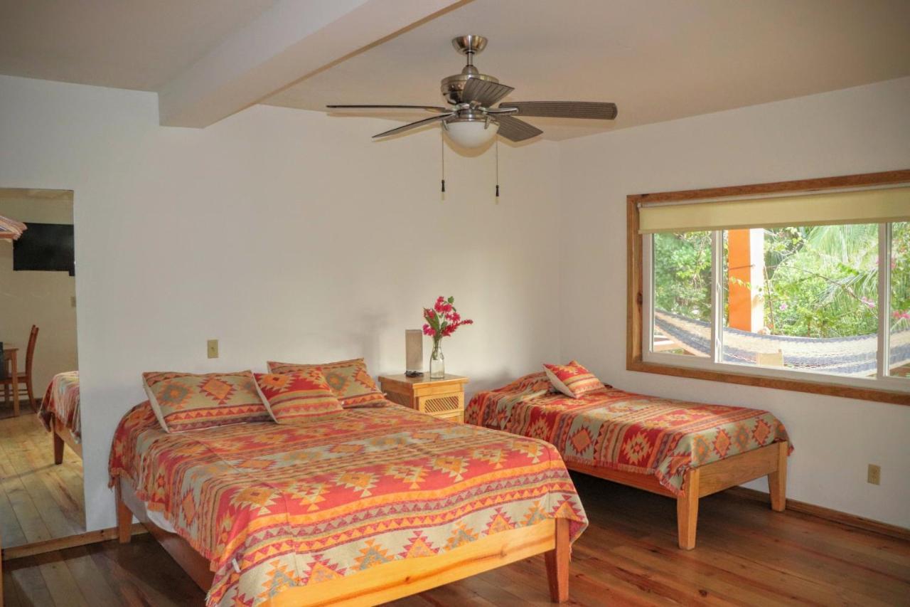 Hotel Posada Seremein ,West Bay ,Roatan Extérieur photo