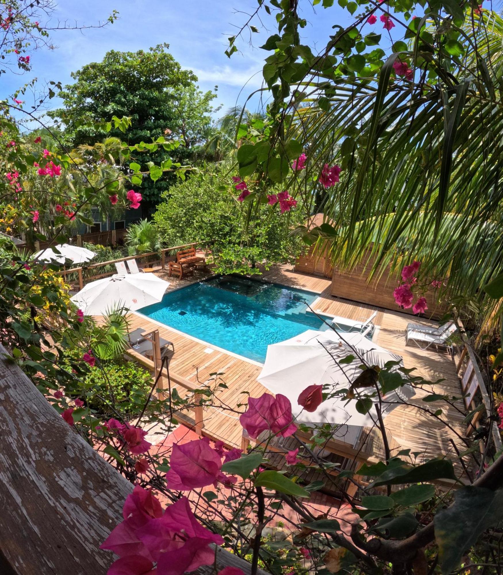 Hotel Posada Seremein ,West Bay ,Roatan Extérieur photo